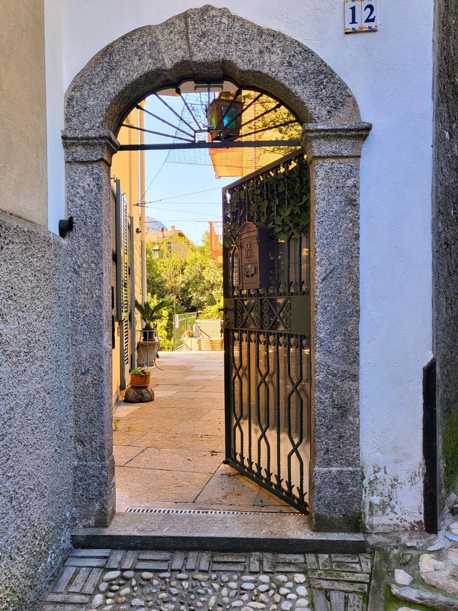 Casa Gelsomino, Laglio, Lake Comoヴィラ エクステリア 写真